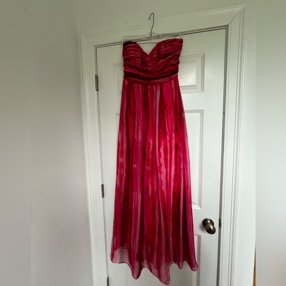 Laundry by Shelli Segal Printed Strapless Gown - Picture 2 of 4